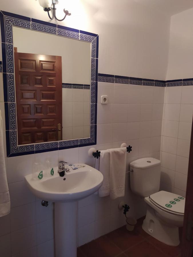 Hostal Urbion Vinuesa Esterno foto